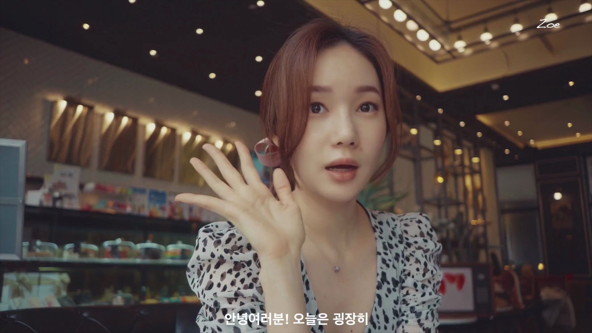 i 治愈 i zoe小姐姐带你参观妈妈的blessroll dessert咖啡店 cafe