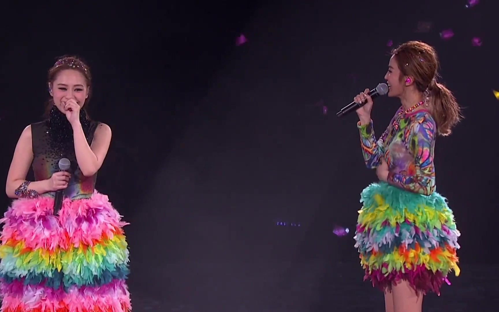 【干音】twins 女校男生 lol live in hk 来看两个小可爱!点播