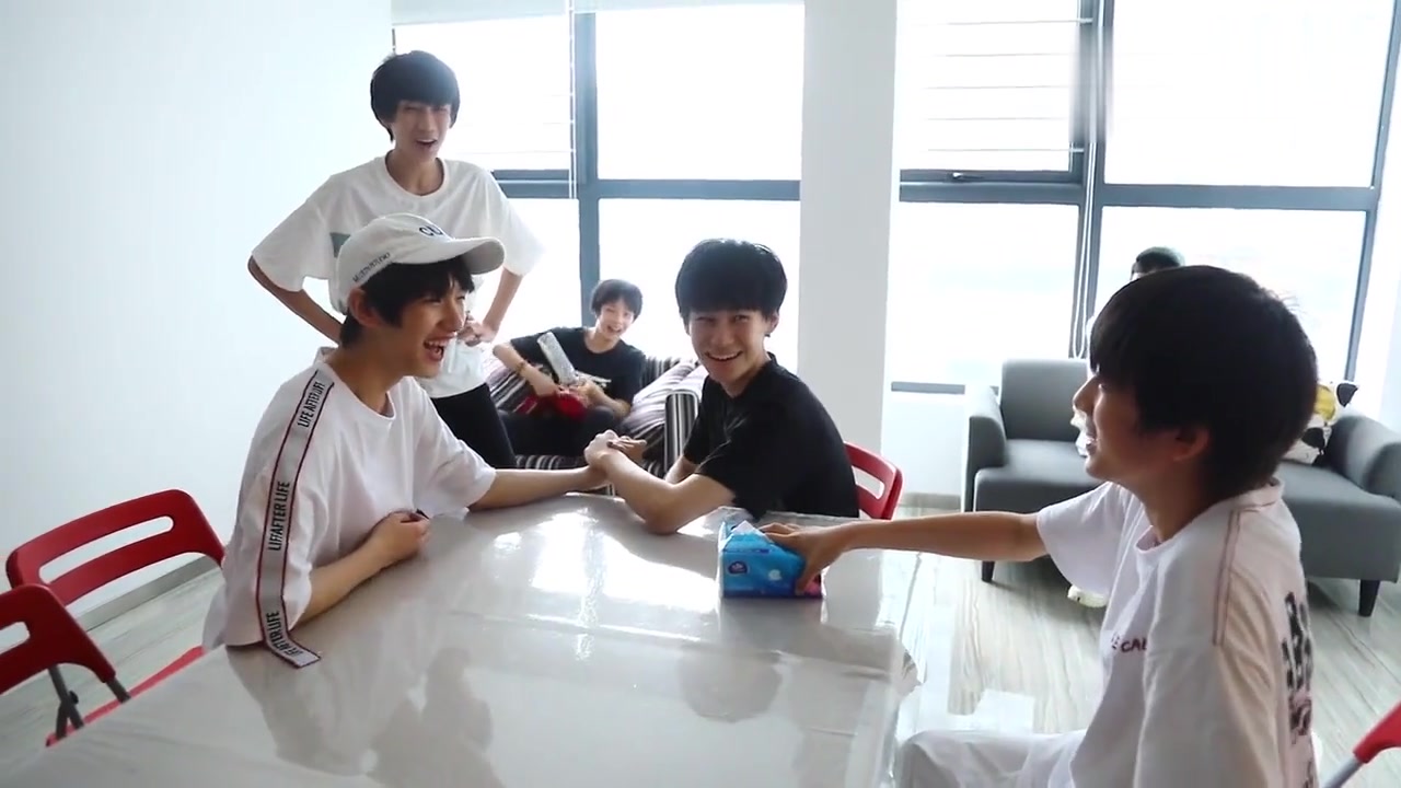 [tf家族]2018暑期集训生活 丁程鑫cut