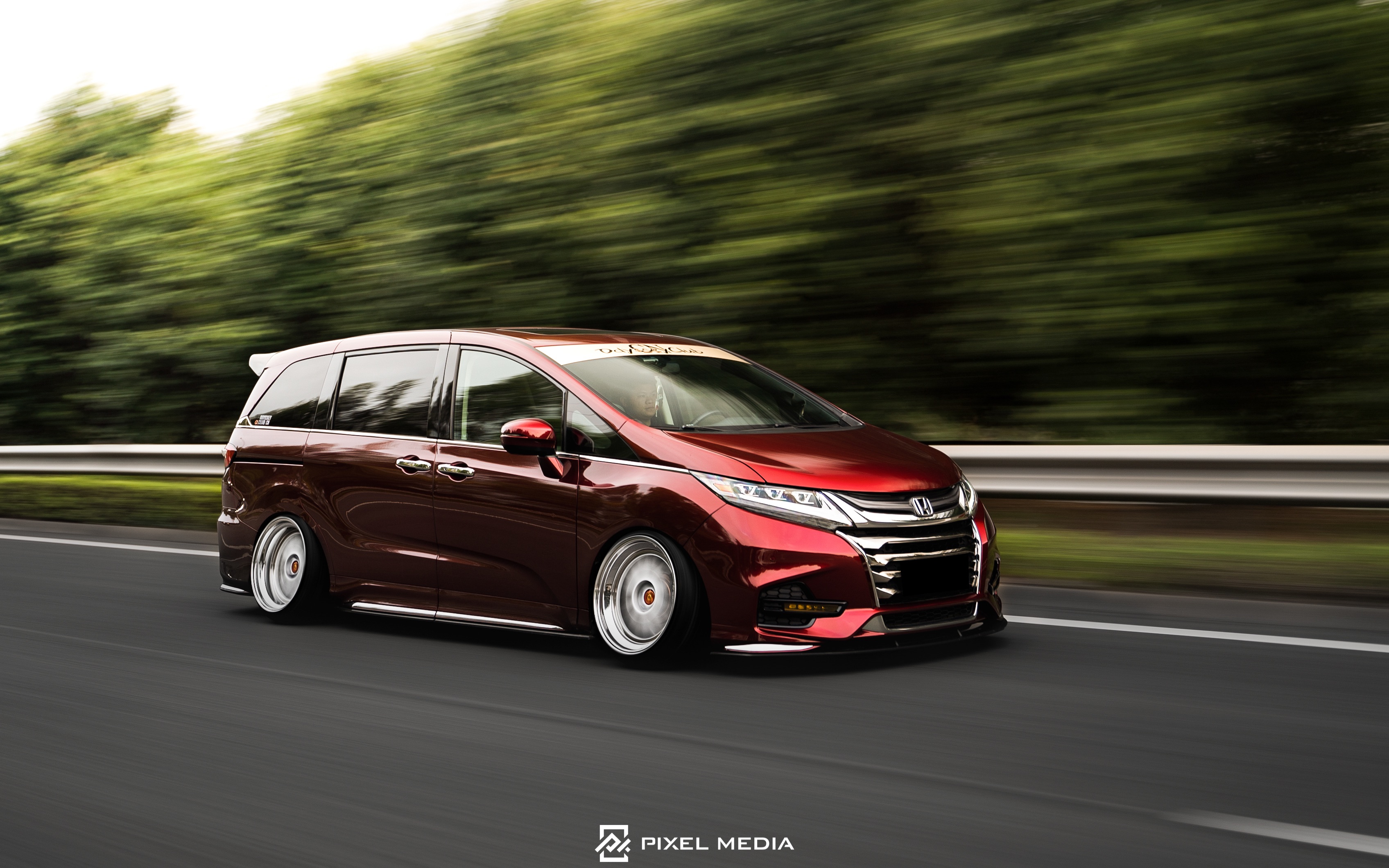 4k「pixel media」honda odyssey 大倾角奶爸车 奥德赛姿态