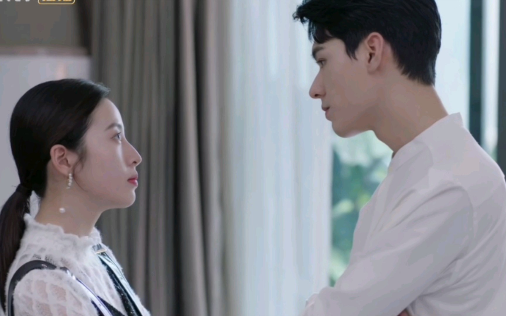 鹿方宁与凌睿的"小学生吵架"