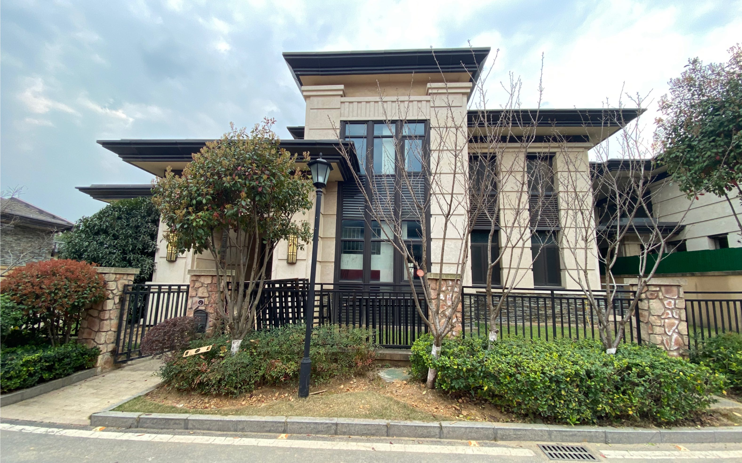 光谷东独栋别墅 拥抱千亿大道宇宙中心 闹中取静_哔哩哔哩_bilibili