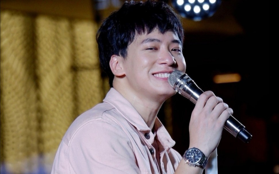 biesukrit 暹罗广场 icon of love 助理ig_哔哩哔哩 (゜-゜)つロ 干杯