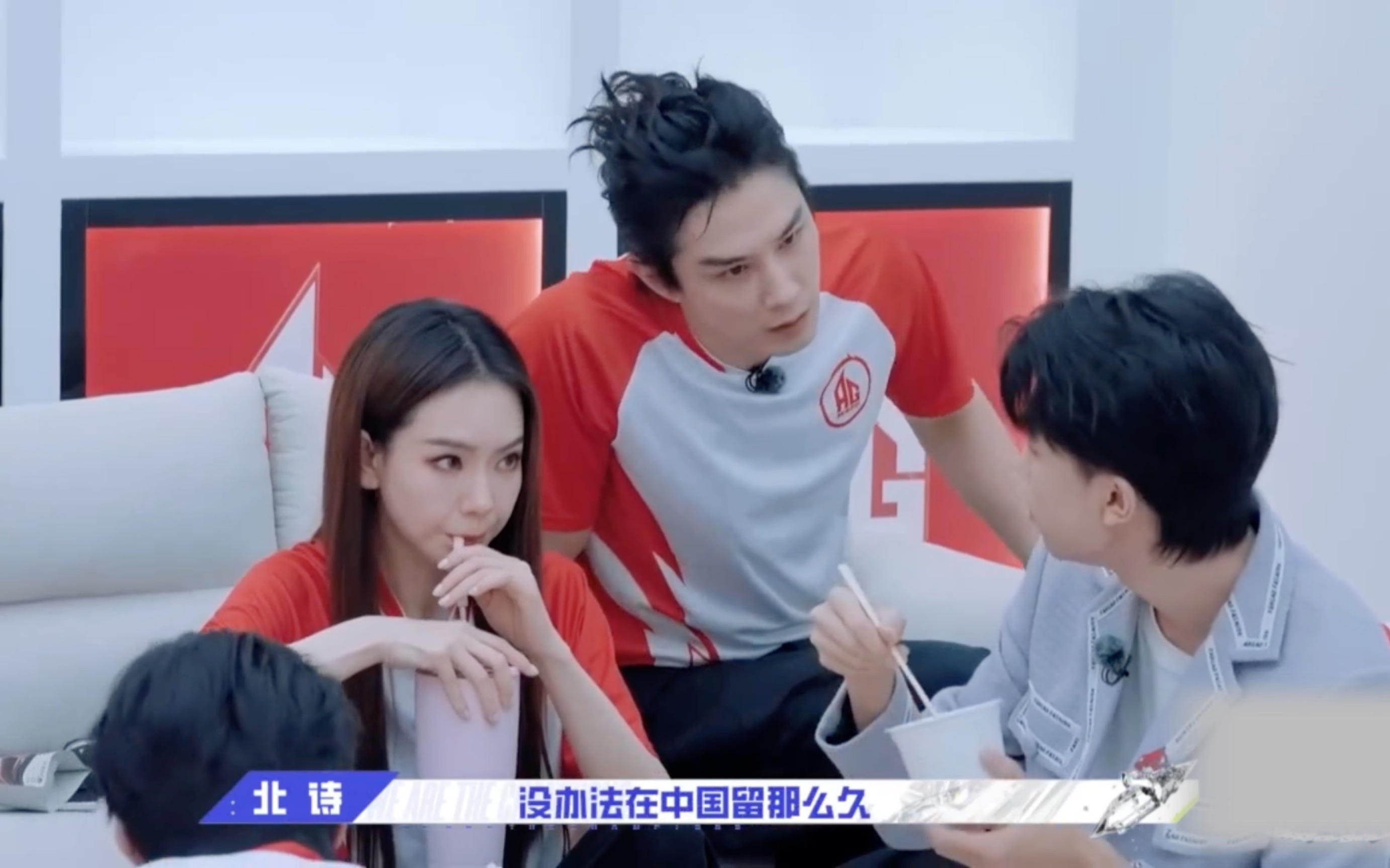 戚薇:就这一个事你得感谢我一辈子,北诗疑惑戚薇和李承铉称兄道弟了