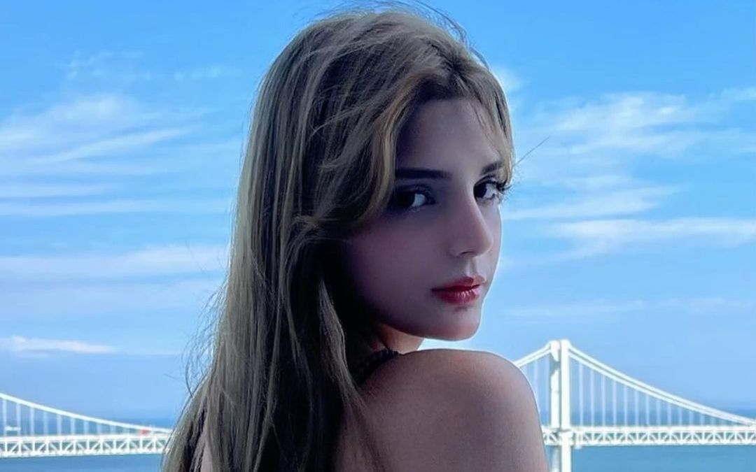 超高颜值俄罗斯网红lijin_3_网友:颜值不输达莎塔兰