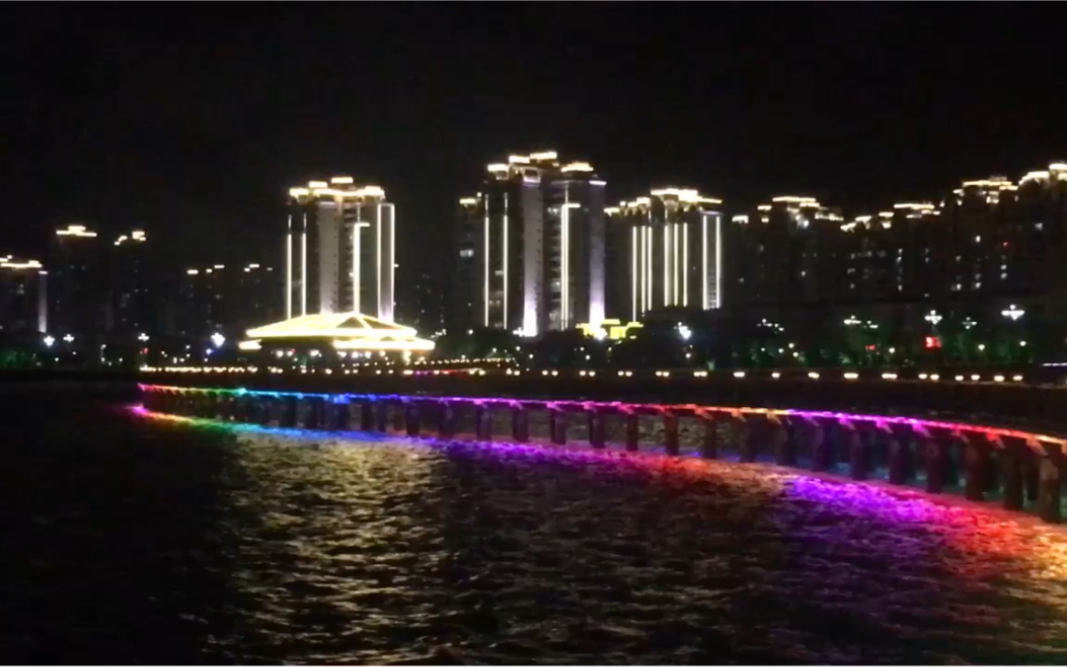 汕尾市海边夜景