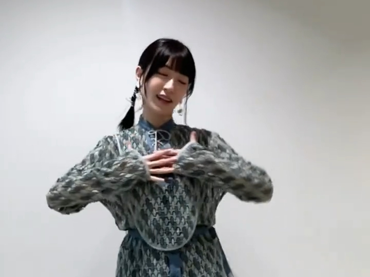 前岛亚美 TikTok视频 2024.11.07哔哩哔哩bilibili