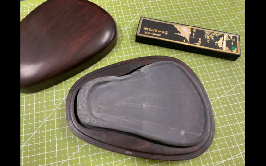 【文房】端砚蛤肚青花老坑|上海墨厂81年大好山水|磨墨过程