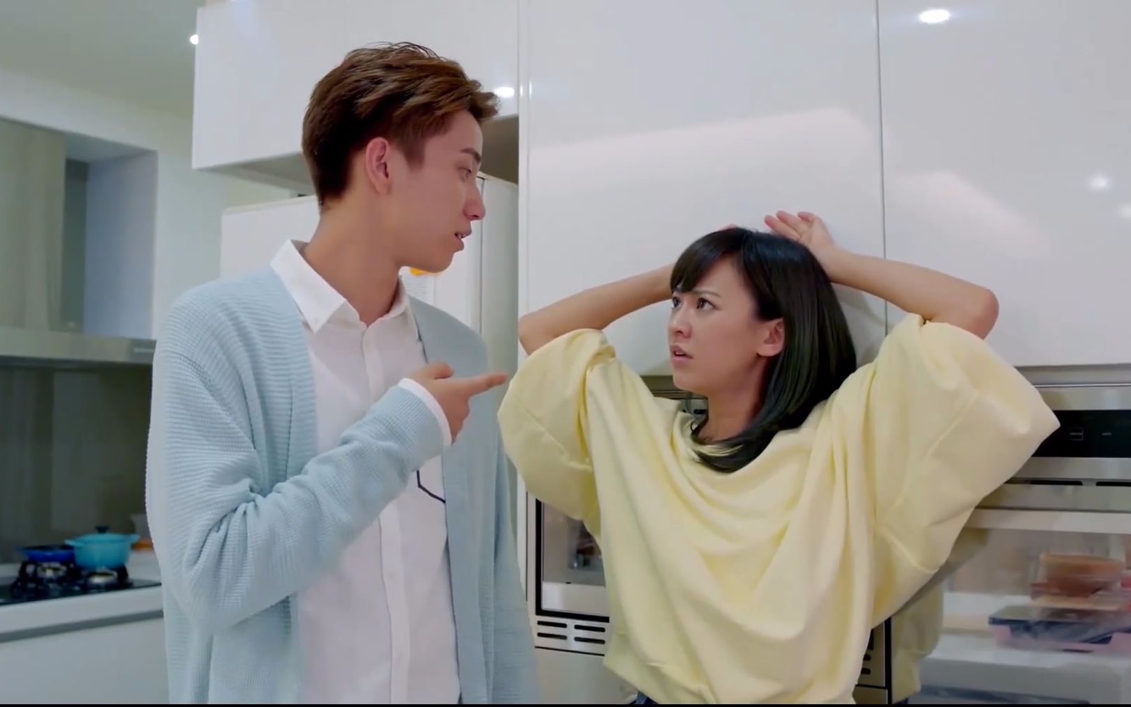 【陈意涵/王子奇】姐弟恋新玩法 忠犬系守护天使 同居cp cut(1)