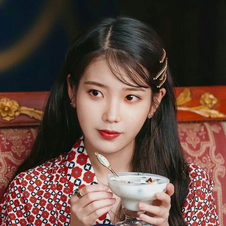 【iu】图片、头像、壁纸(68)哔哩哔哩bilibili