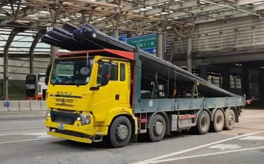 香港屯門公路卡車街拍