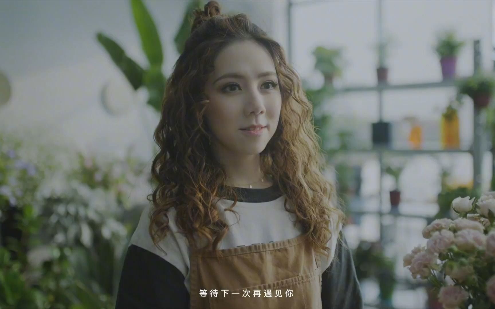 《好想好想你》mv,原唱:邓紫棋_1