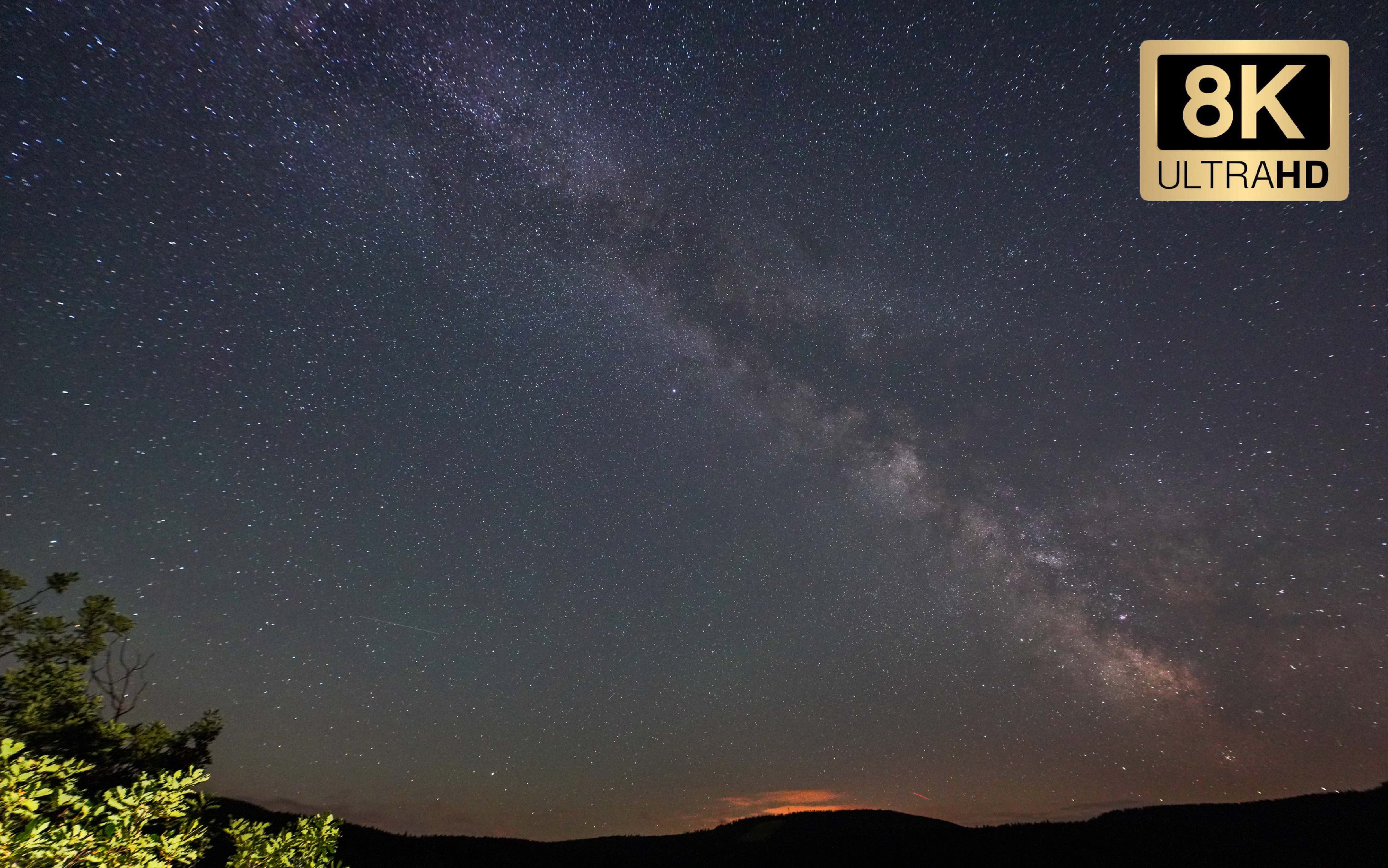 [图]【8K】耗时一年 带你领略超高清的星海与银河 星空摄影延时短片 星轨