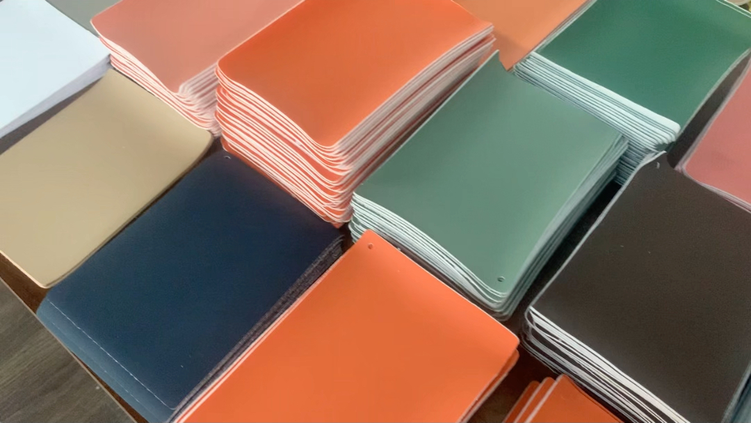 8,颜色纹路涂层厚度基部均可定制,汽车内饰硅胶皮革办公家具硅胶皮革