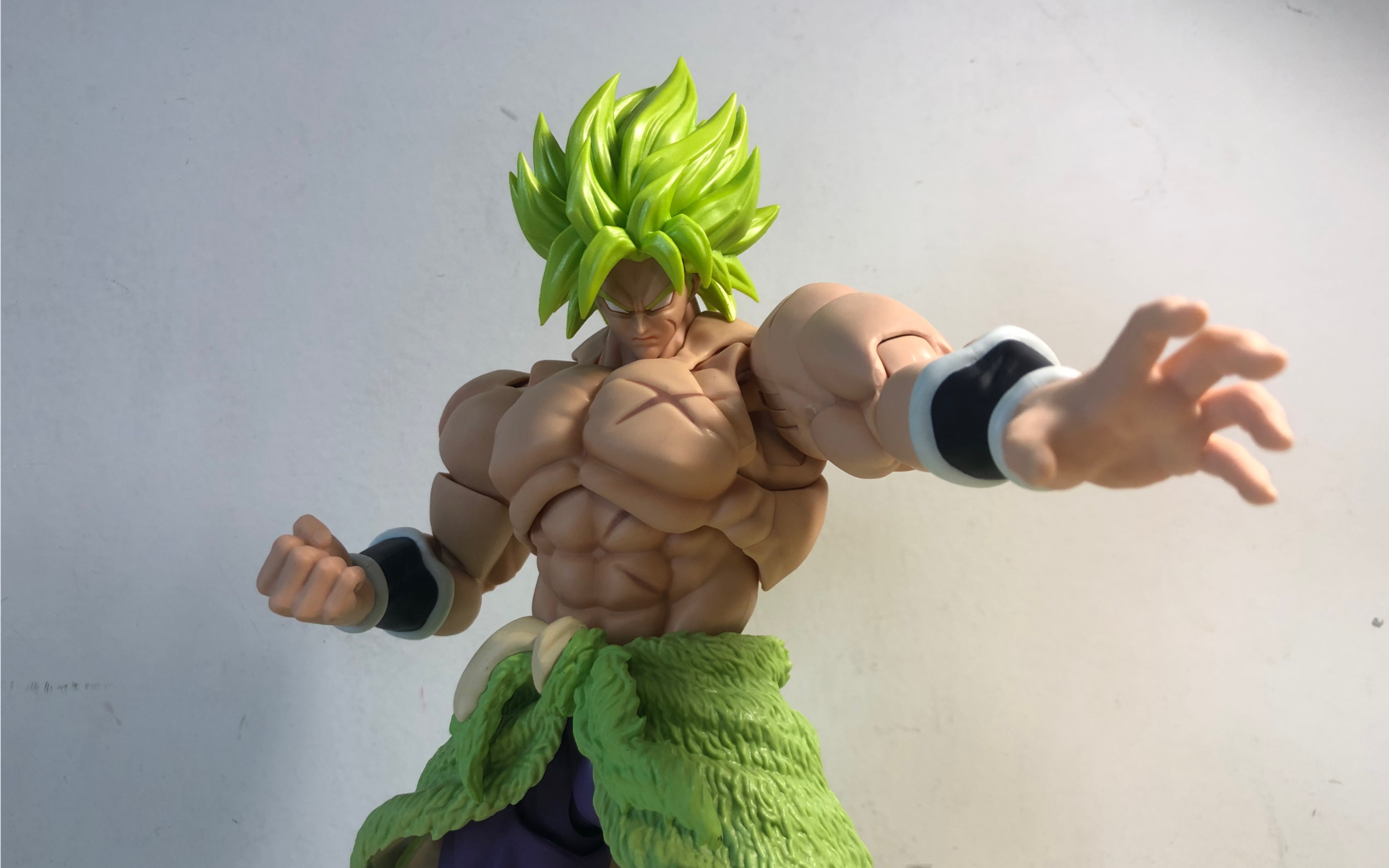 传说中的超级赛亚人!shf全功率布罗利测评