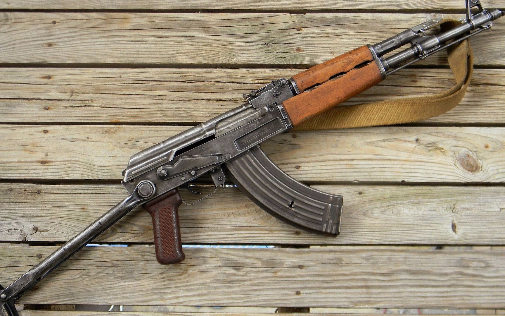 【绝地求生】ak 98k吃鸡实录,ak威力刚刚的.