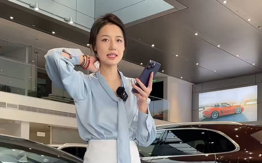 抖音车模丝袜女主播直播卖车 #698