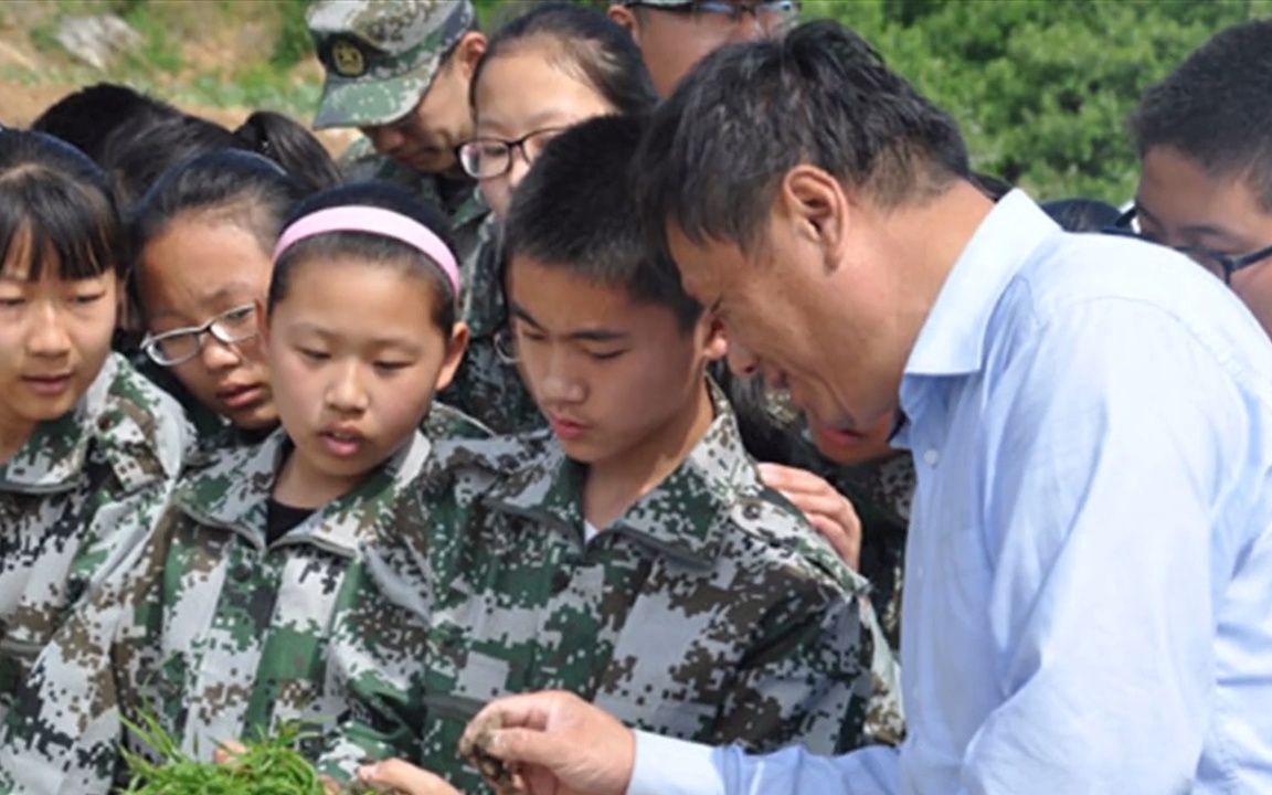 [图]指向学生核心素养的生活化劳动教育课程体系的建构