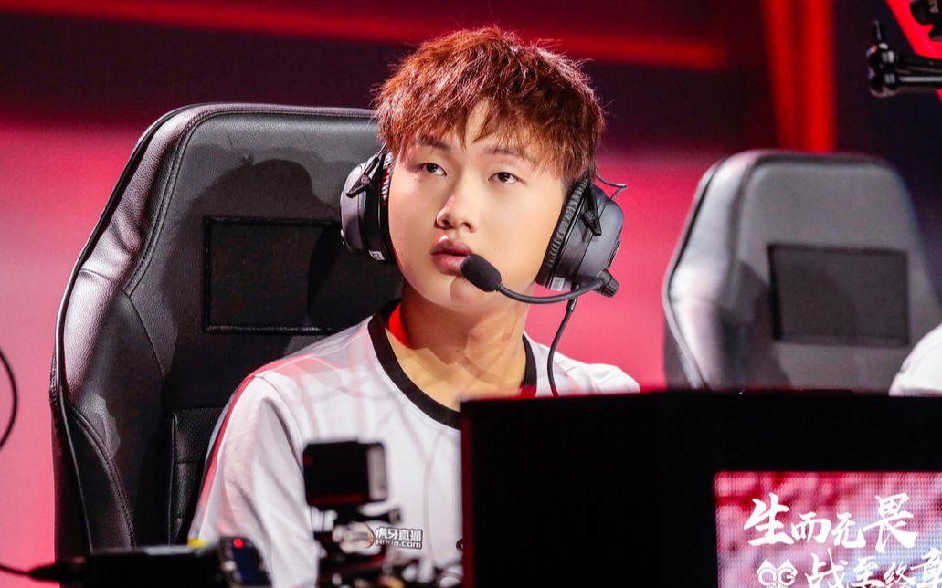 qgfly 20190925直播:排位 边路战神马超串串香带走~mojo宝宝位三排