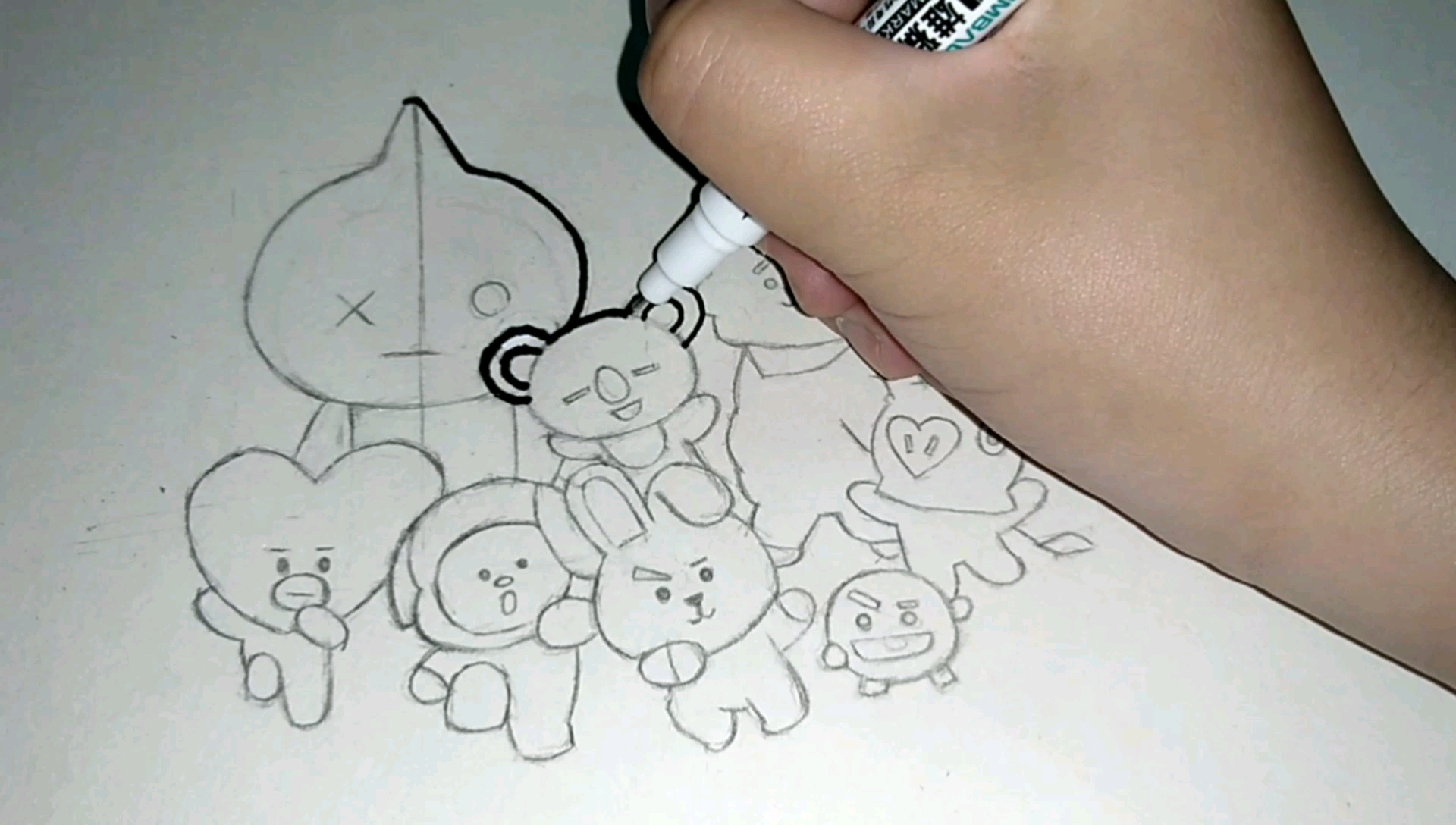 挑战手绘bt21(马克笔)