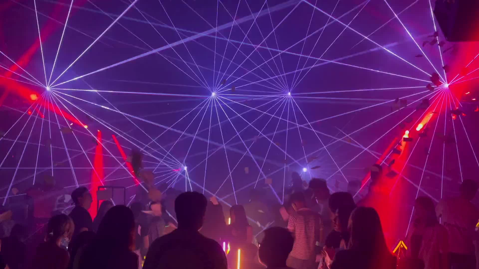 复工在即857号列车准备发车焦作mx酒吧