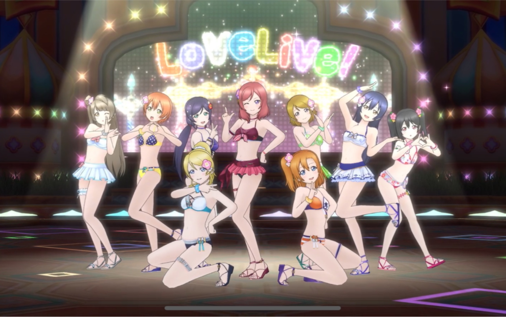 lovelive壁纸泳装图片