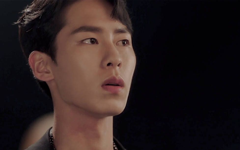 【李宰旭】【偶然发现的一天】play with 白经_哔