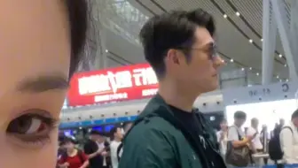 我天你们知道他真人有多帅吗。。。