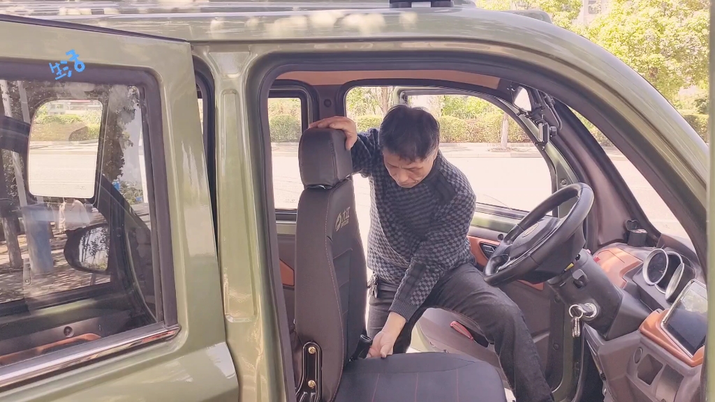 大江v6内饰如何?看完这个视频你就了解啦!