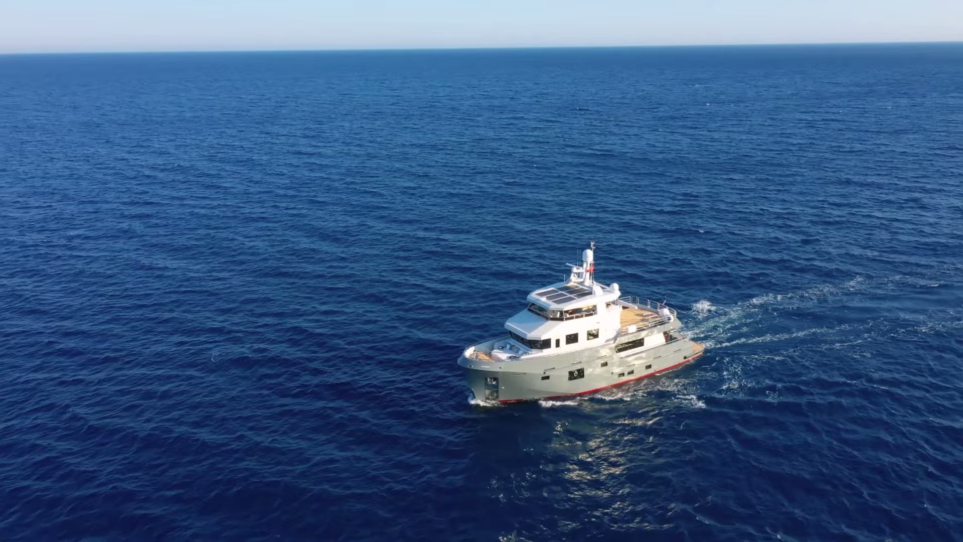 bering 77 - 铁船体探险艇_哔哩哔哩_bilibili