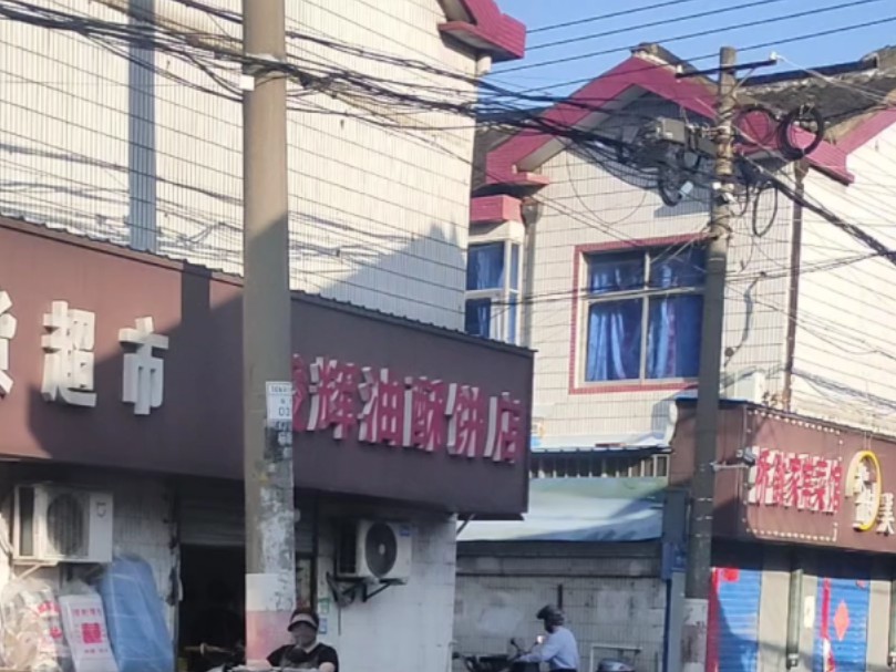 无锡街景，新吴区城中村景象。房租便宜