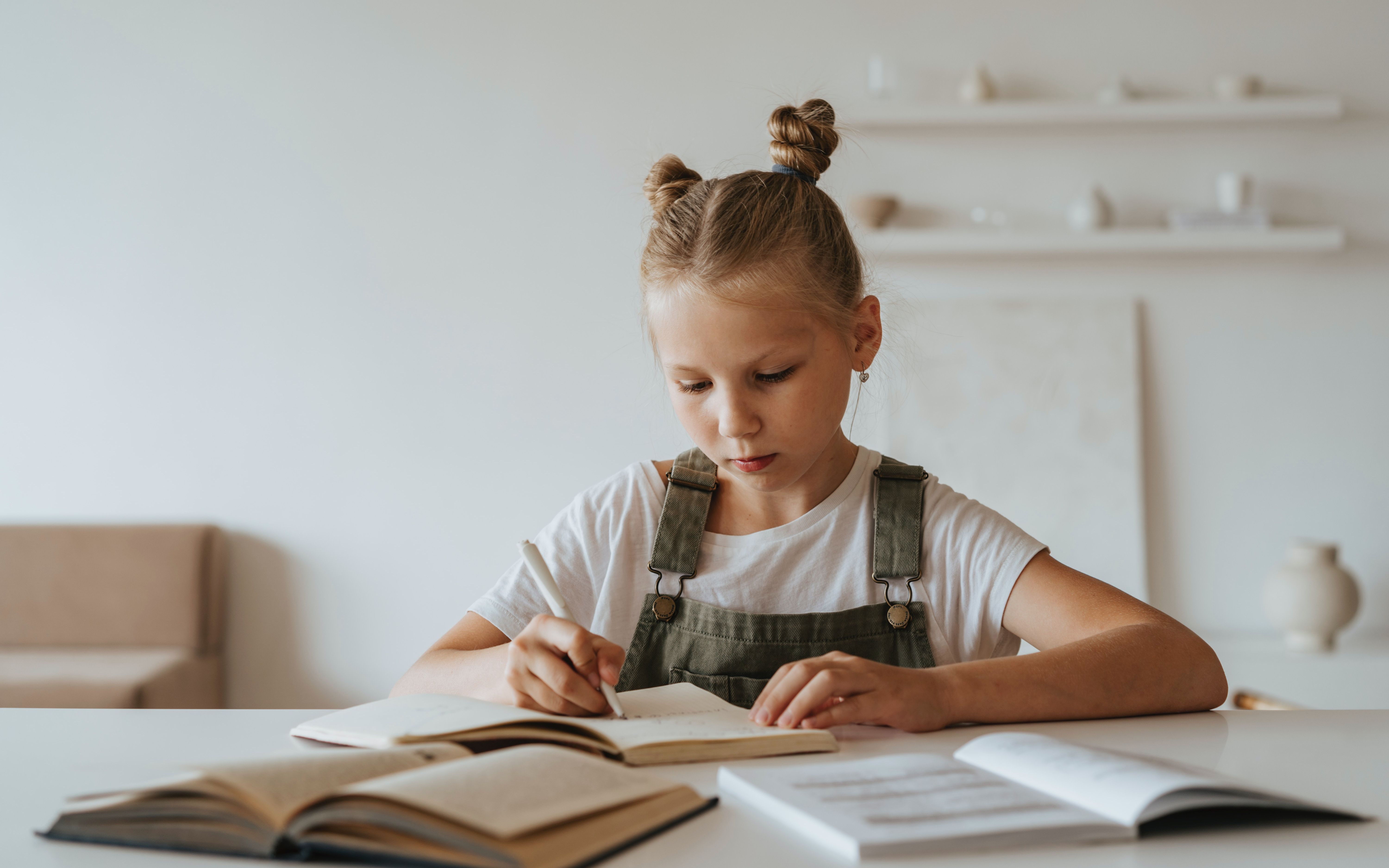 读书分享为何家会伤人青少年太听话不是好事