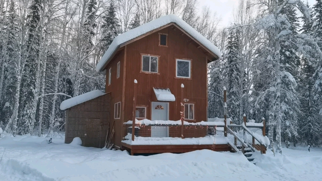 走进阿拉斯加,体验童话世界里的小木屋～_哔哩哔哩_bilibili