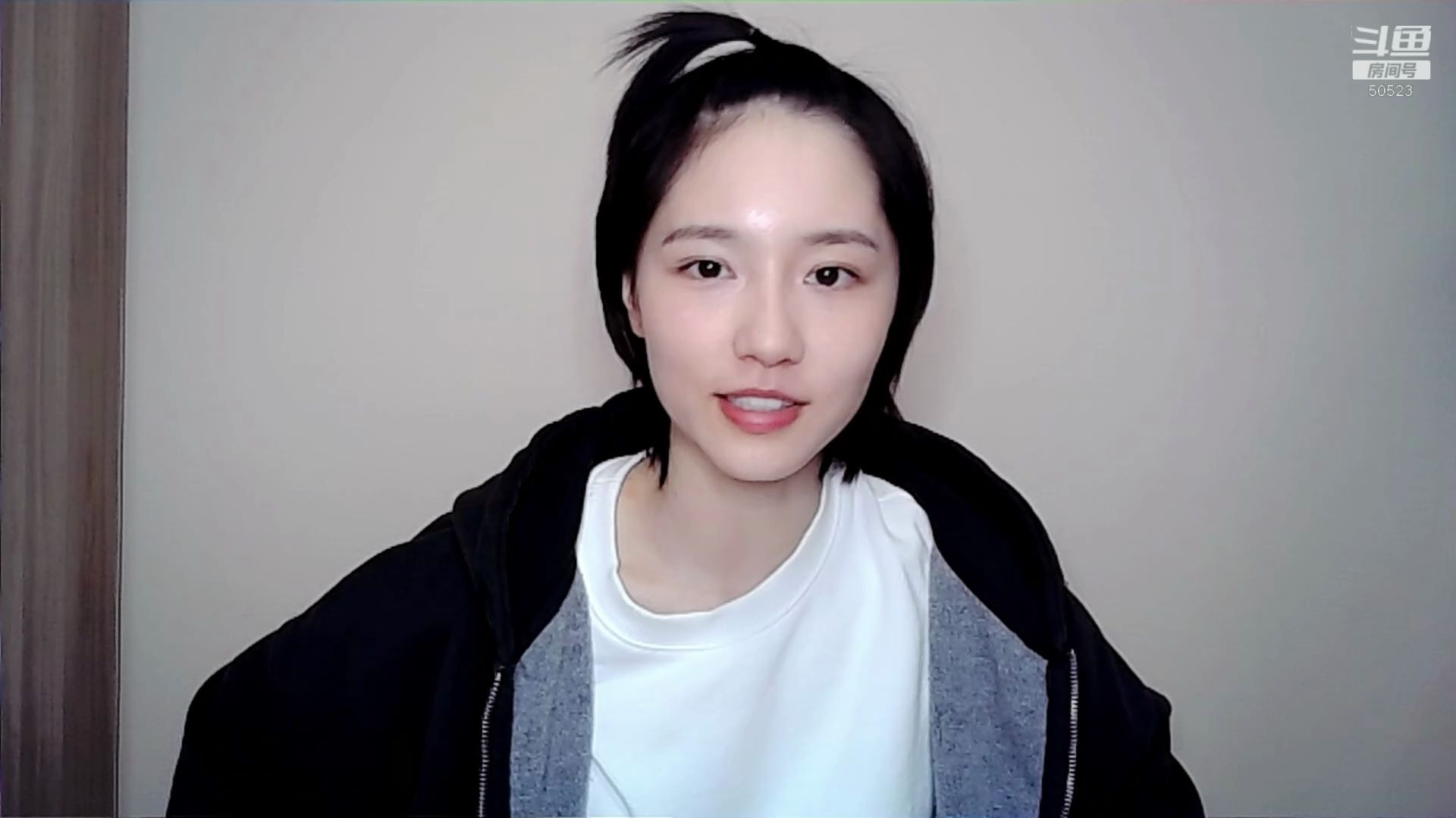 13号狗哥【成果】直播全内容 狗哥和雪梨成功被路人带吃鸡_哔哩哔哩