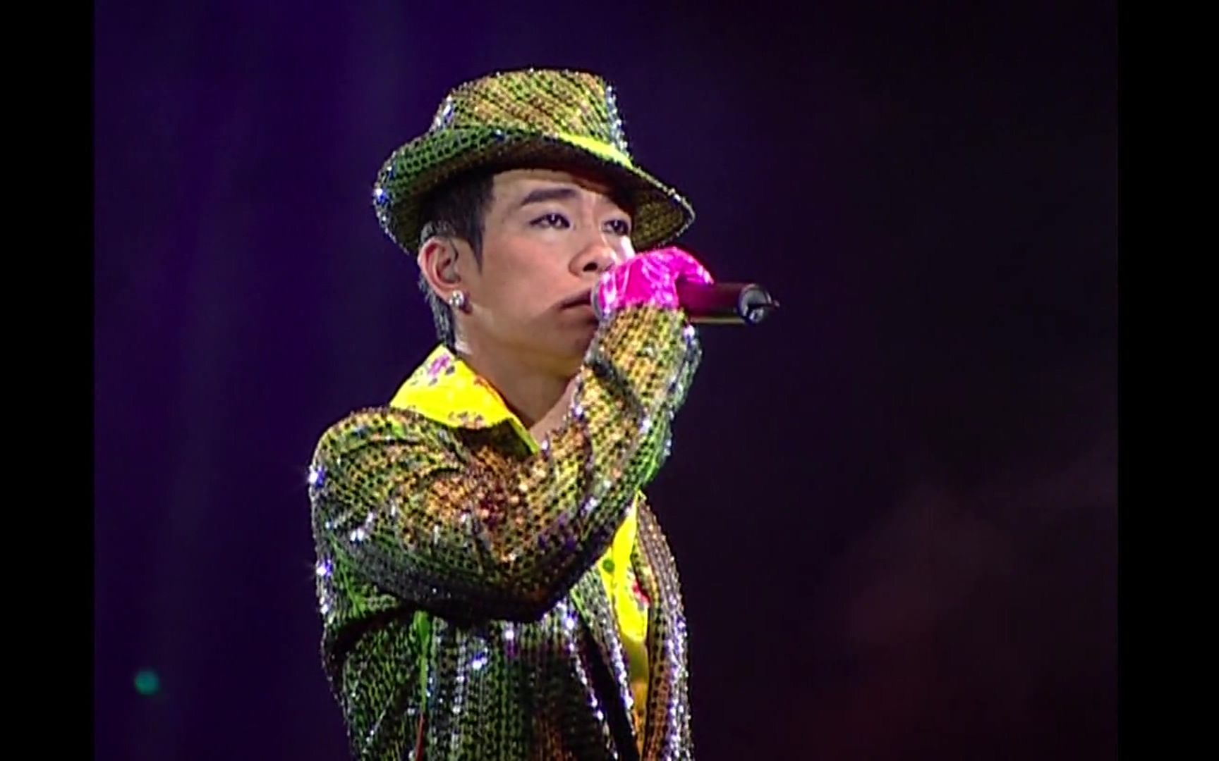 相依为命—陈小春 2004 live 1080p 60帧(首发)_哔哩哔哩_bilibili