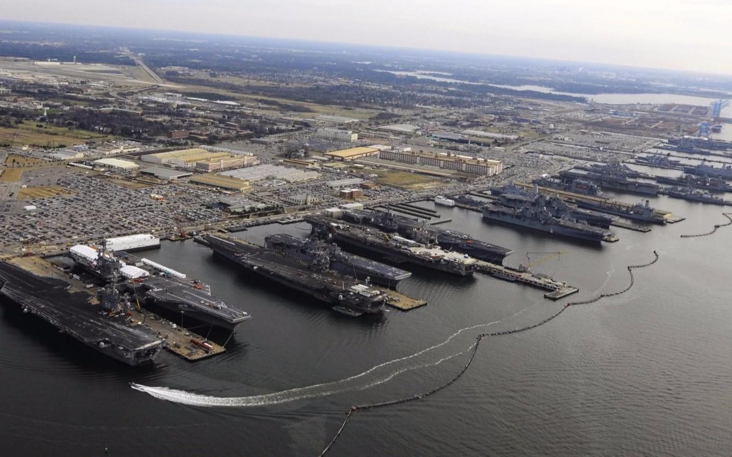 活动  横须贺美军军港遭遇二代尸潮入侵,美日联军迅速组织抵抗【第十