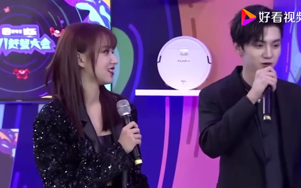 程潇程潇和陈哲远玩遥控小游戏