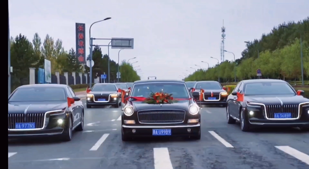 强者无需多言,红旗替你发言#红旗l5 #红旗婚车 #红旗