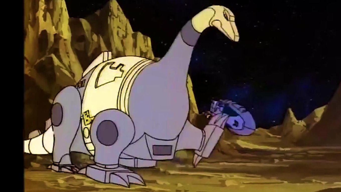 淤泥"踢球"!【变形金刚】