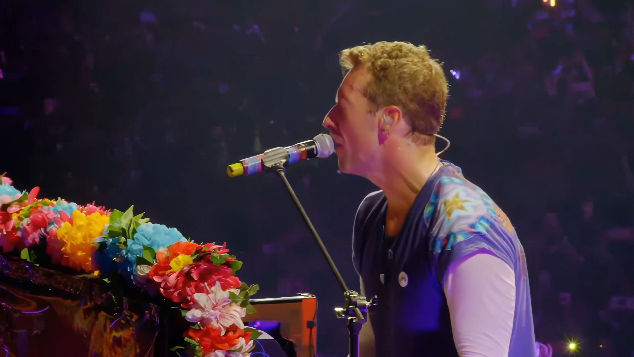 [图]【4K 60FPS】超燃！酷玩Coldplay《Paradise》圣保罗现场 中英双语字幕