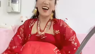 钻肚子大圣孙悟空