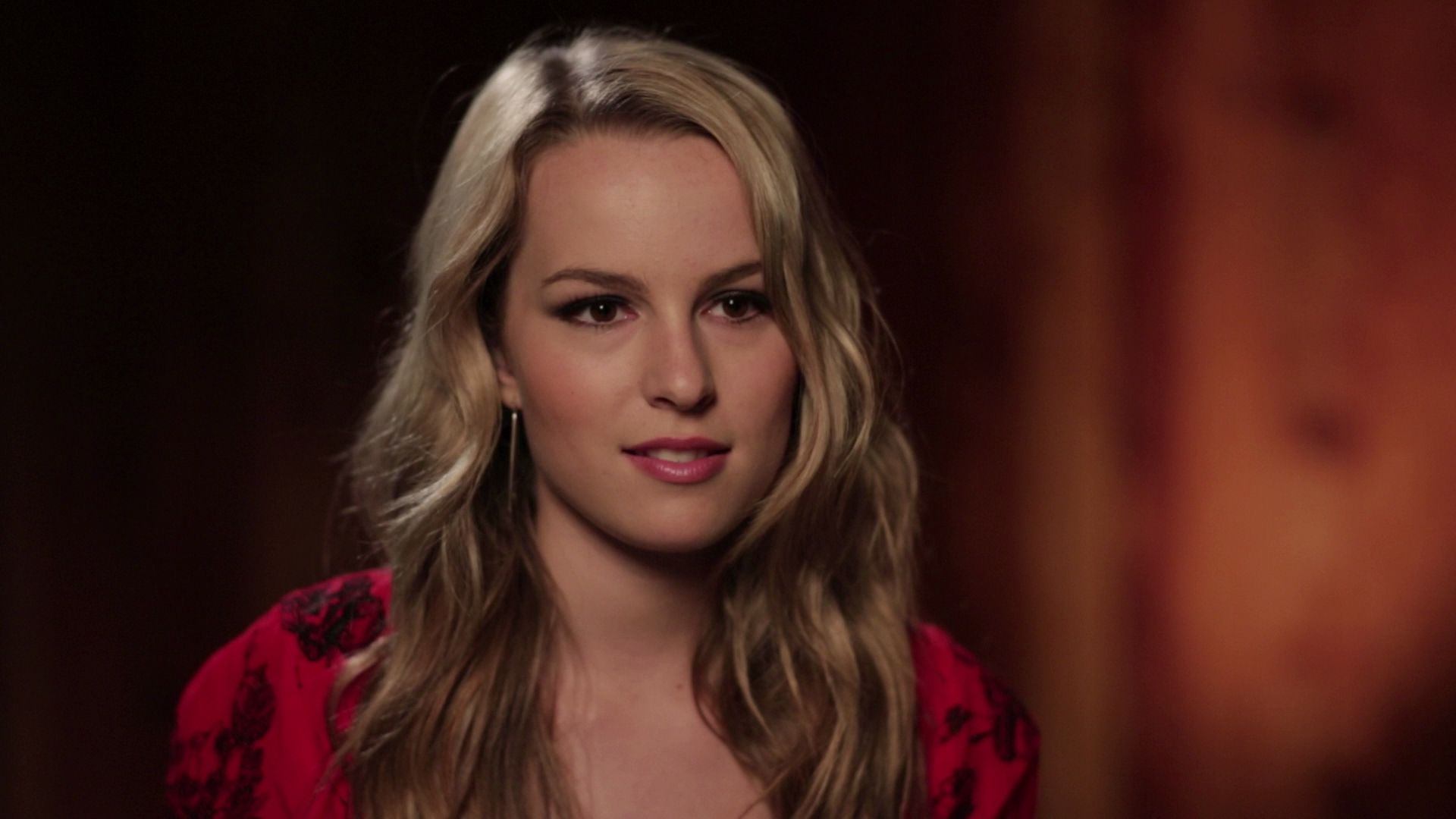 [图]Hello My Name Is… Album Retrospective (Closed-Captioned) - Bridgit Mendler