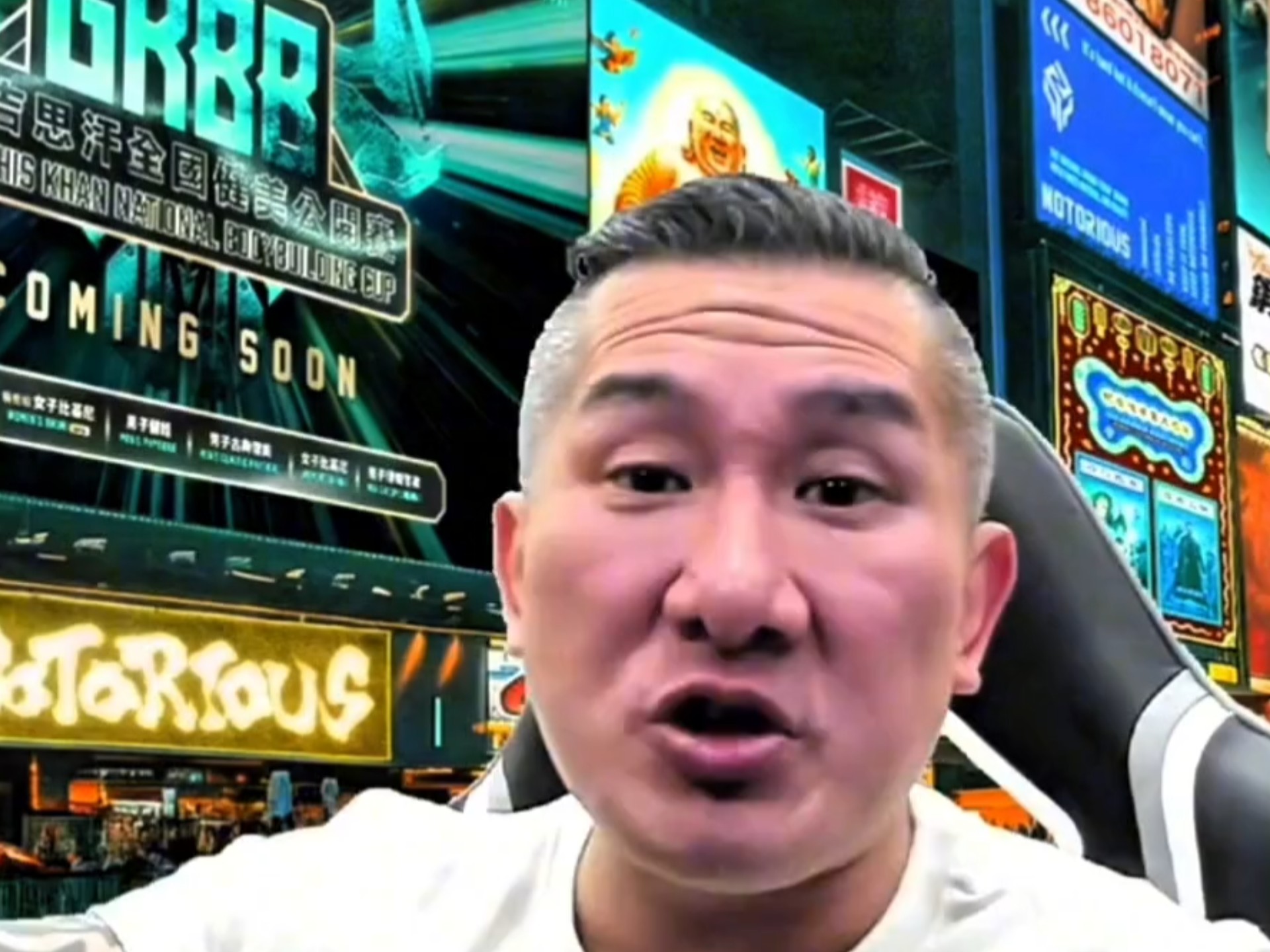 馆长第一次理解什么叫大陆所谓的“附近”