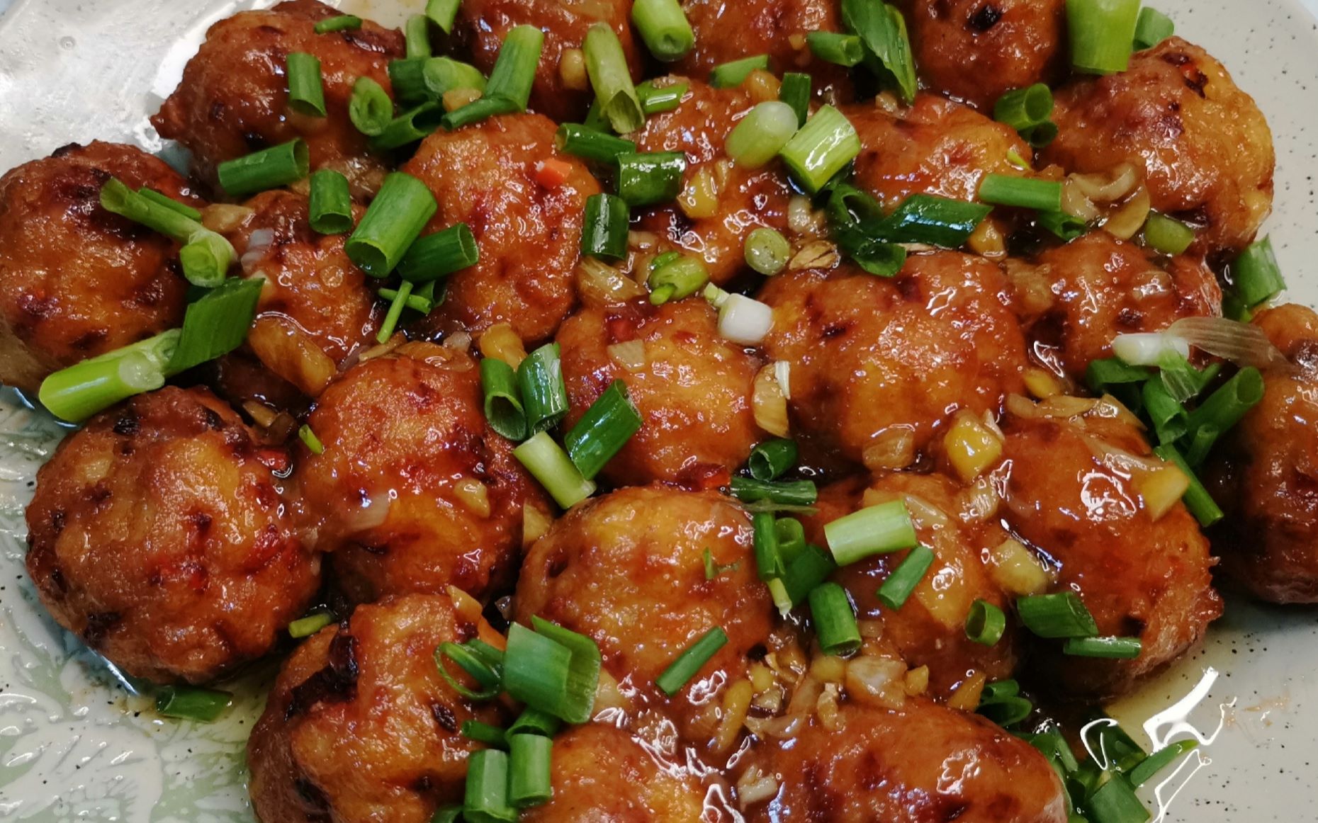 豆腐别红烧了,试试这种做法,1顿1盘不够吃,味道鲜美还简单_哔哩哔哩