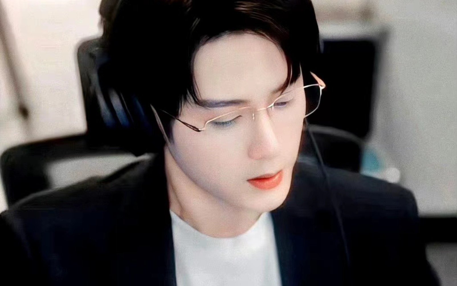 莫青成真的是五感男友哎!