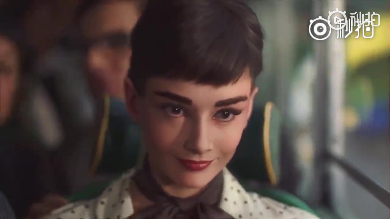 奥黛丽·赫本的彩色版德芙广告