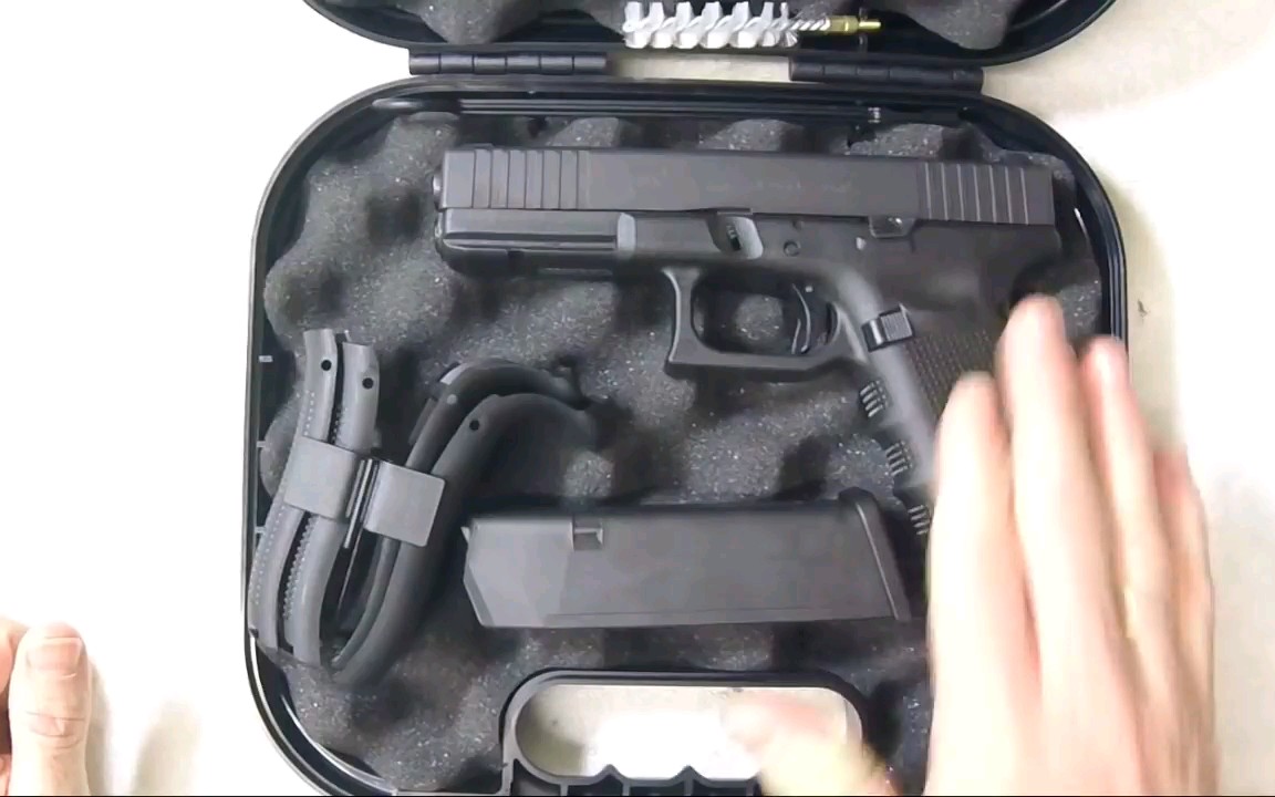 glock17 gen4 fs 限量版_哔哩哔哩 (゜-゜)つロ 干杯~-bilibili