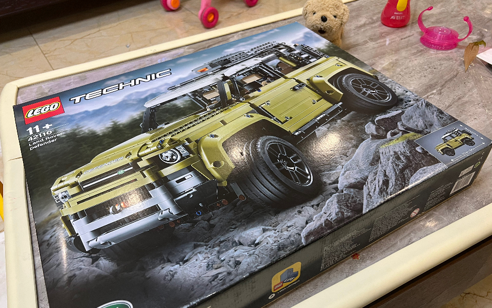 乐高42110路虎加不起油我还买不起你吗狂野的外表下里面的结构很细腻