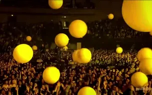 下载视频: 浪漫至极的音乐现场！《Yellow》！！！