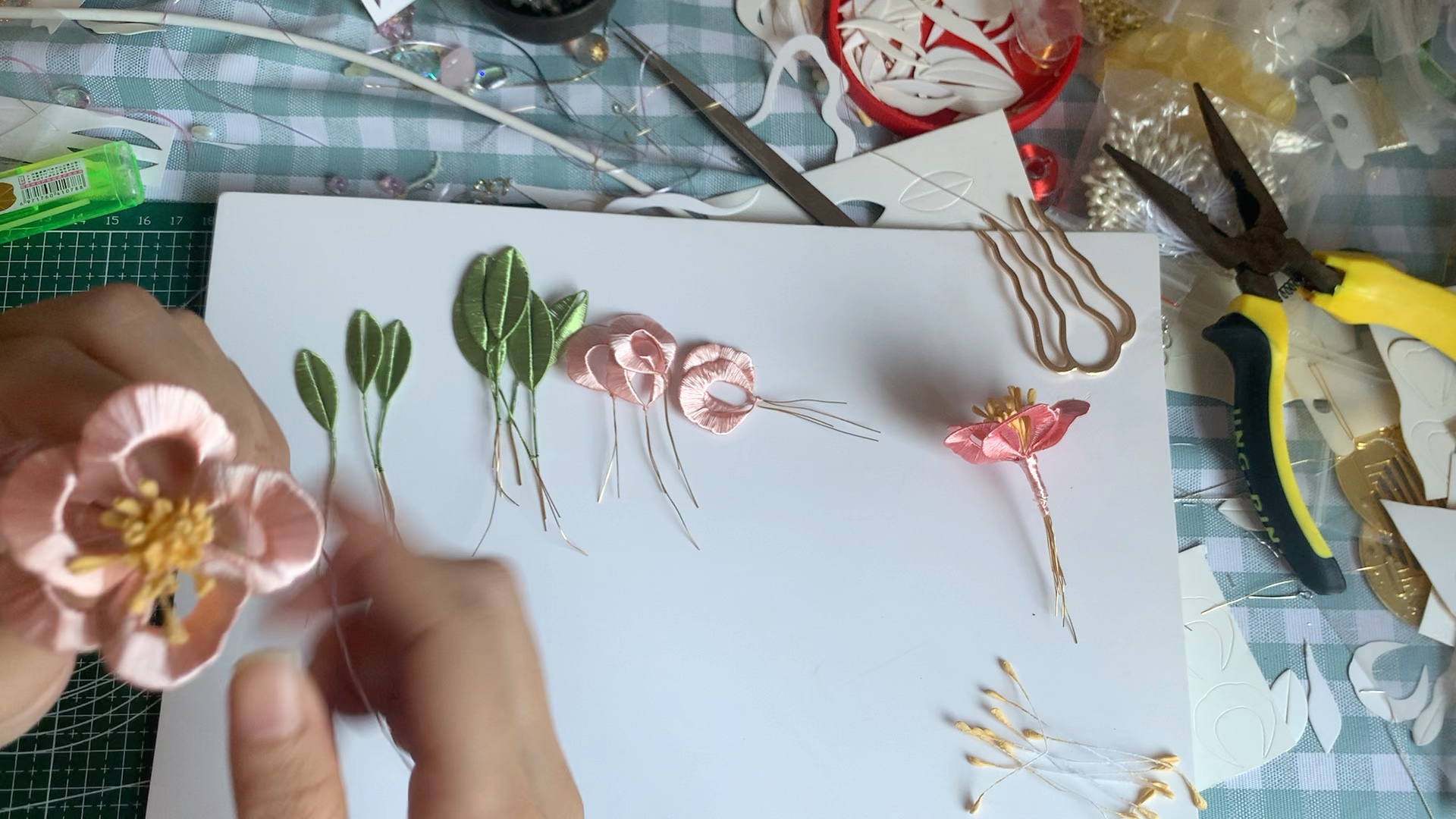 康乃馨缠花教程